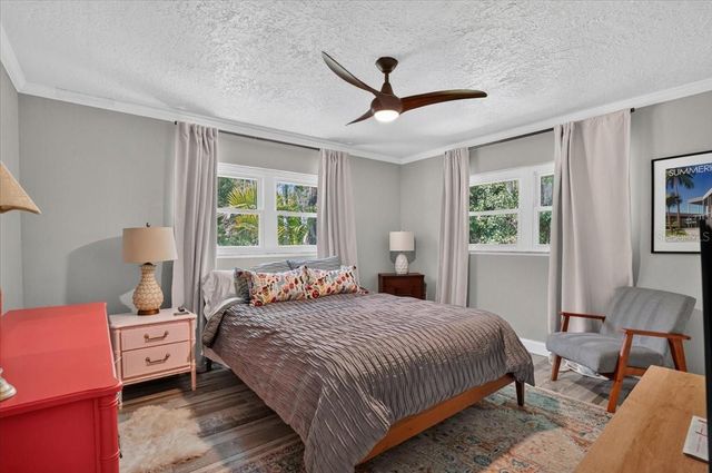 3282 TOBERO LANE, Sarasota, FL 34235