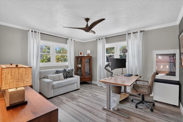 3282 TOBERO LANE, Sarasota, FL 34235