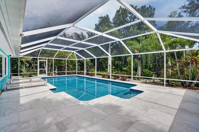3282 TOBERO LANE, Sarasota, FL 34235