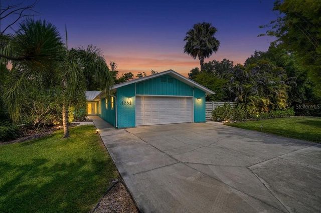 3282 TOBERO LANE, Sarasota, FL 34235
