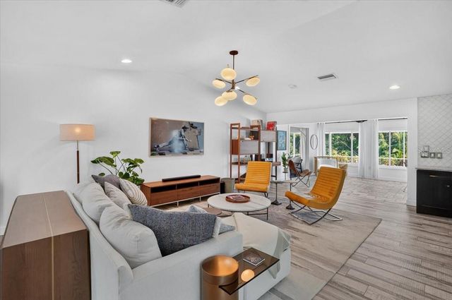 3282 TOBERO LANE, Sarasota, FL 34235