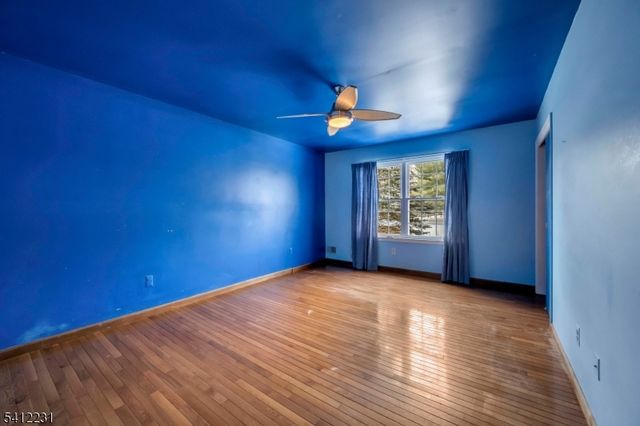 80 Lenape Trl, Washington Boro, NJ 07882