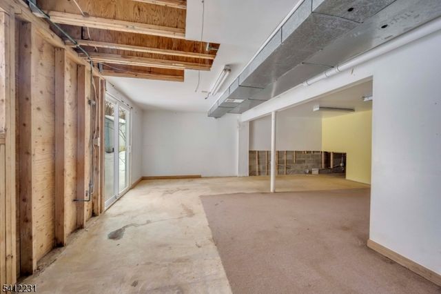 80 Lenape Trl, Washington Boro, NJ 07882