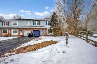 80 Lenape Trl, Washington Boro, NJ 07882