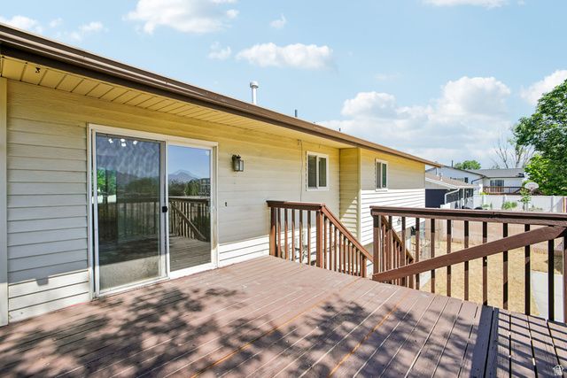 6383 S LAURITZEN DR, Taylorsville, UT 84129