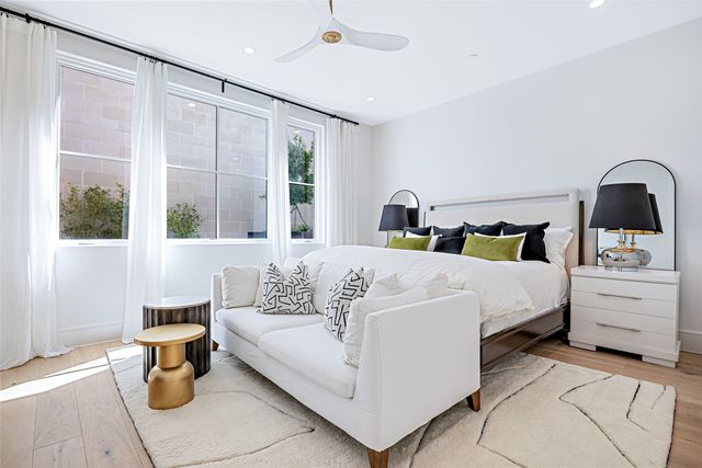 350 O Connor Ridge Boulevard 13, Irving, TX 75038