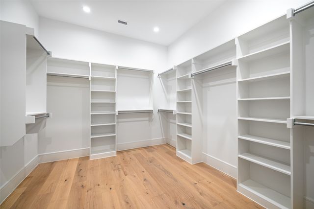 350 O Connor Ridge Boulevard 13, Irving, TX 75038