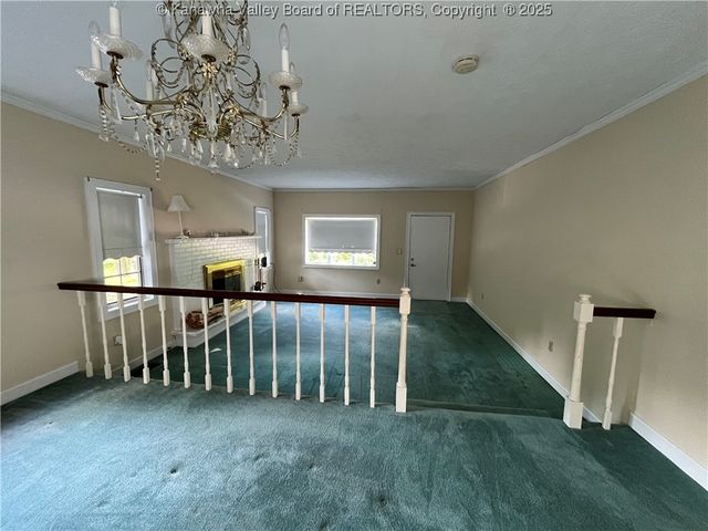 6888 Joes Creek Road, Comfort, WV 25049