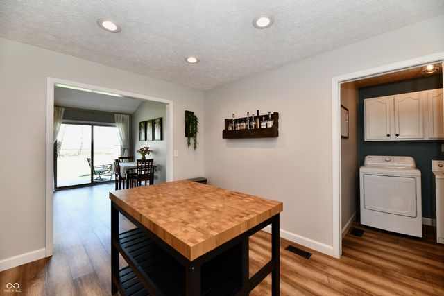 517 Martha Eunice Lane, Clayton, IN 46118