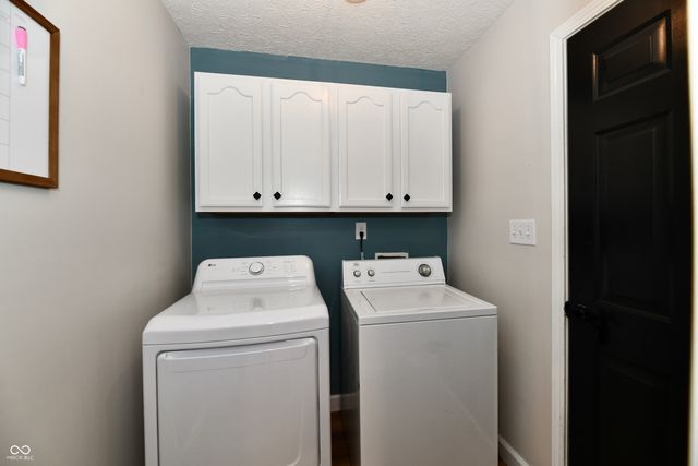 517 Martha Eunice Lane, Clayton, IN 46118