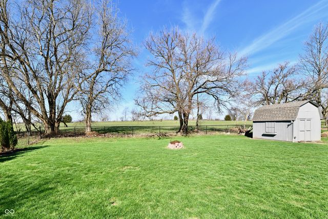 517 Martha Eunice Lane, Clayton, IN 46118