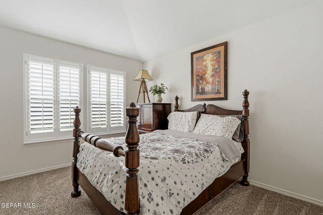 7718 Cottonwood Street, Vinton, TX 79821