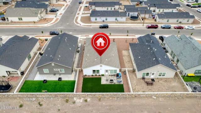 7718 Cottonwood Street, Vinton, TX 79821