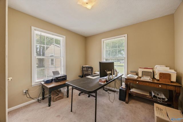 1807 Lindsay Lane N, Athens, AL 35613