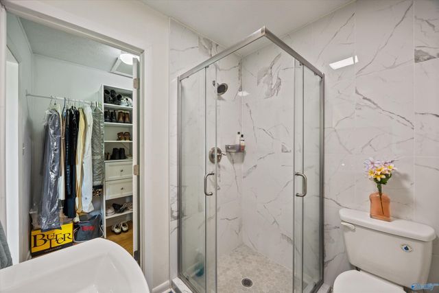 1807 Lindsay Lane N, Athens, AL 35613