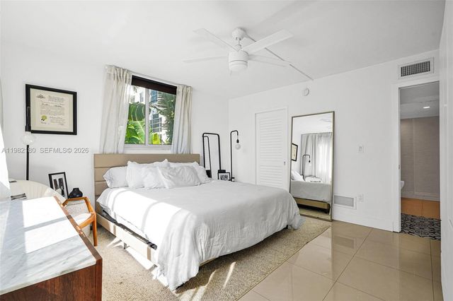 1605 Bay Rd 201, Miami Beach, FL 33139