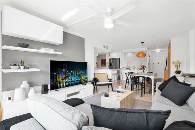 1605 Bay Rd 201, Miami Beach, FL 33139