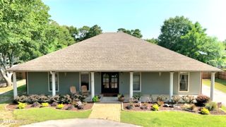 8312 Clamshell Avenue, Ocean Springs, MS 39564