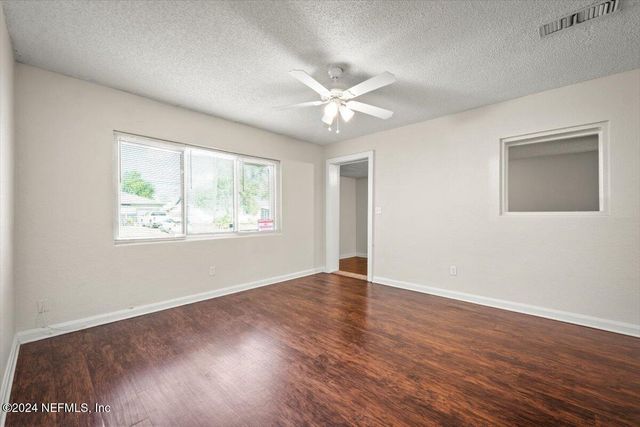 5050 SAPPHO Street, Jacksonville, FL 32205