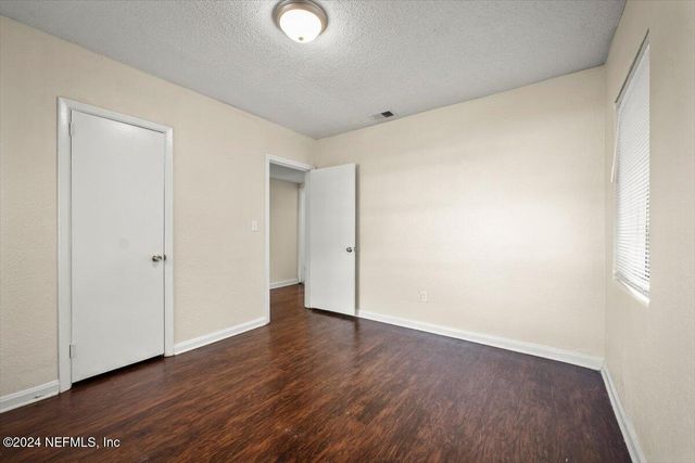 5050 SAPPHO Street, Jacksonville, FL 32205