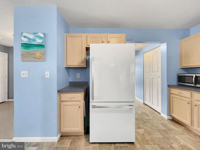 1157 MORGAN HILL DR, Pennsburg, PA 18073