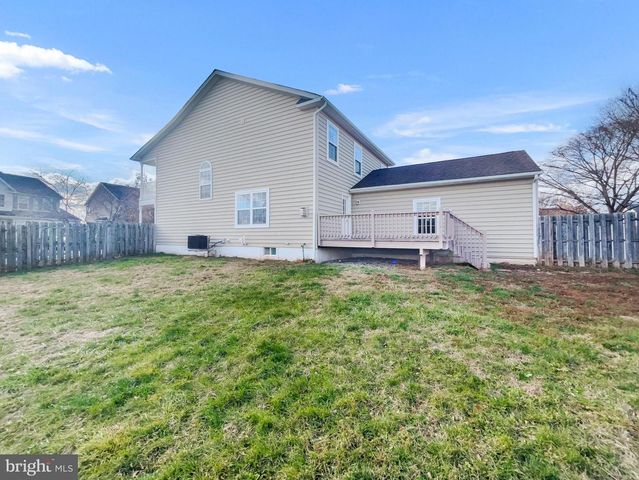 1157 MORGAN HILL DR, Pennsburg, PA 18073