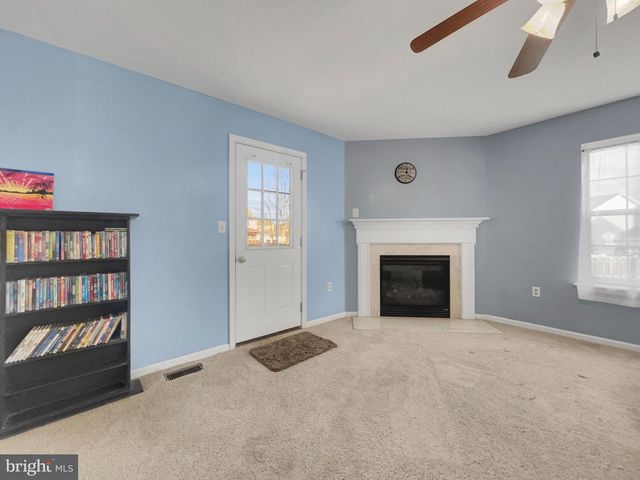 1157 MORGAN HILL DR, Pennsburg, PA 18073