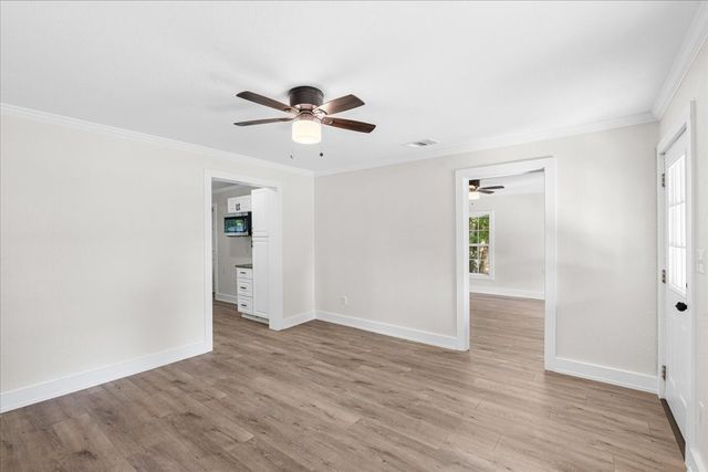1325 Navarro Drive, Corsicana, TX 75110