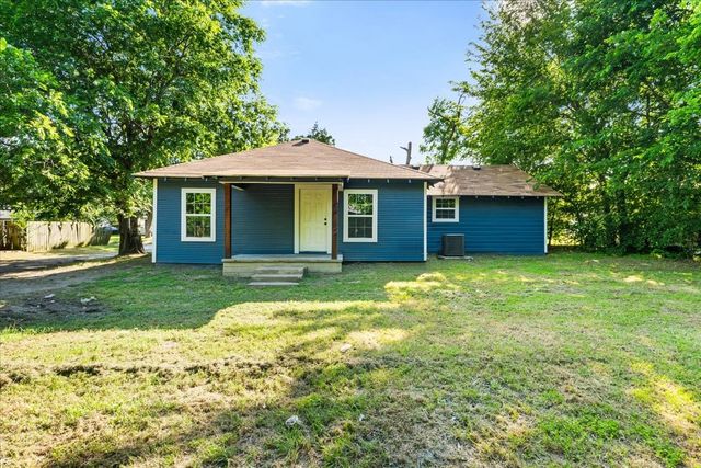 1325 Navarro Drive, Corsicana, TX 75110