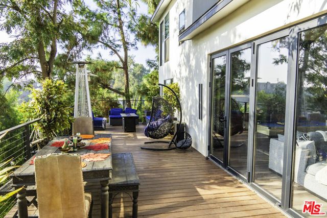 1933 Lemoyne Street, Los Angeles, CA 90026