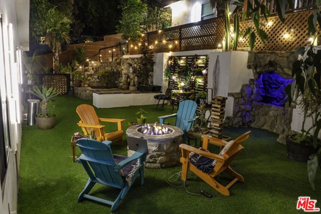 1933 Lemoyne Street, Los Angeles, CA 90026