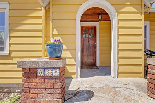 824 S Park Avenue, Bloomington, IN 47401