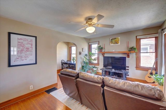 824 S Park Avenue, Bloomington, IN 47401