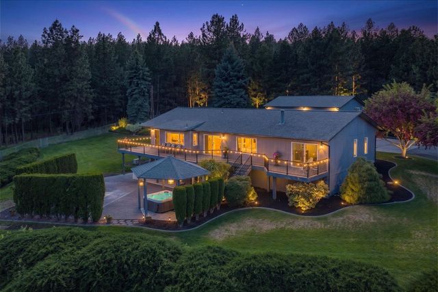6127 N Campbell Rd, Otis Orchards, WA 99027