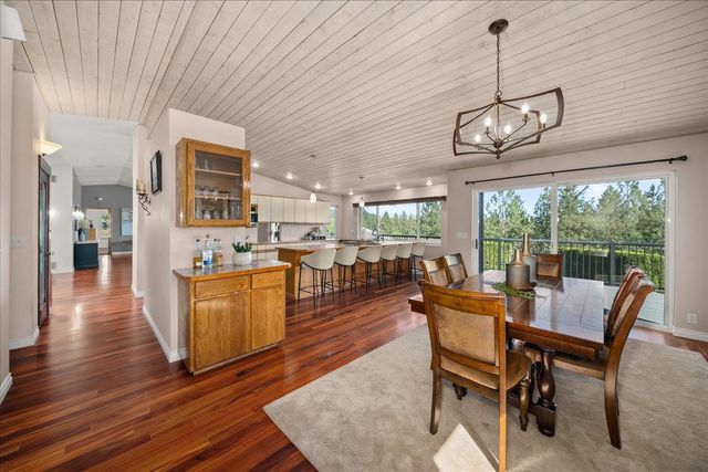 6127 N Campbell Rd, Otis Orchards, WA 99027