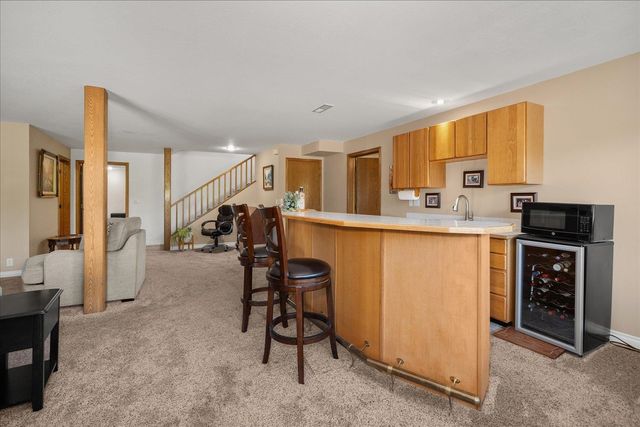 6127 N Campbell Rd, Otis Orchards, WA 99027