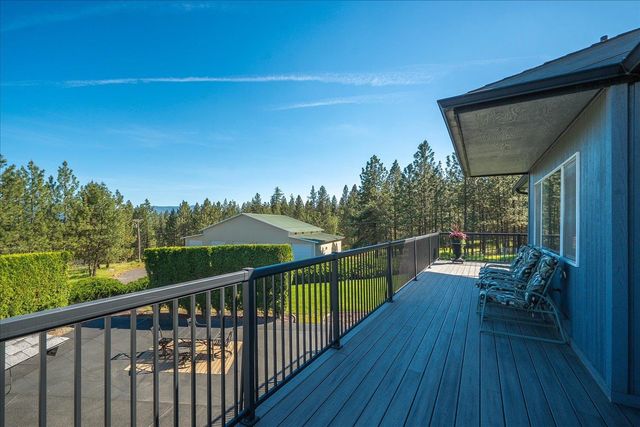 6127 N Campbell Rd, Otis Orchards, WA 99027