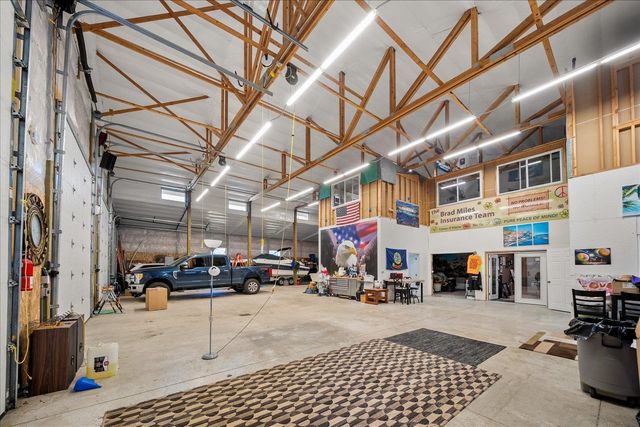 6127 N Campbell Rd, Otis Orchards, WA 99027