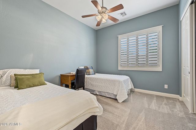 5637 W STRAIGHT ARROW Lane, Phoenix, AZ 85083