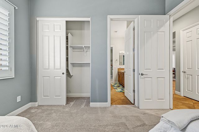 5637 W STRAIGHT ARROW Lane, Phoenix, AZ 85083