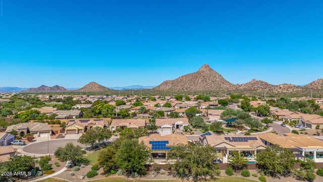 5637 W STRAIGHT ARROW Lane, Phoenix, AZ 85083