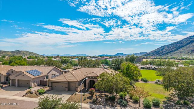 5637 W STRAIGHT ARROW Lane, Phoenix, AZ 85083