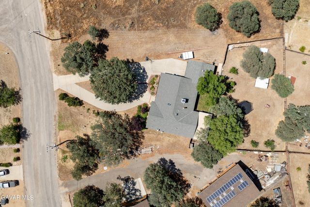 22731 Camp Drive, Tehachapi, CA 93561