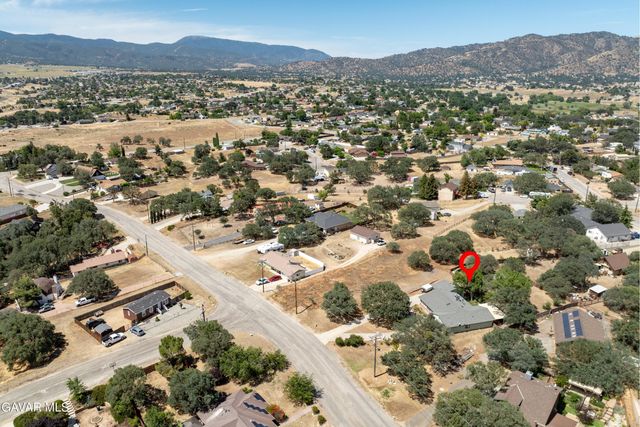 22731 Camp Drive, Tehachapi, CA 93561