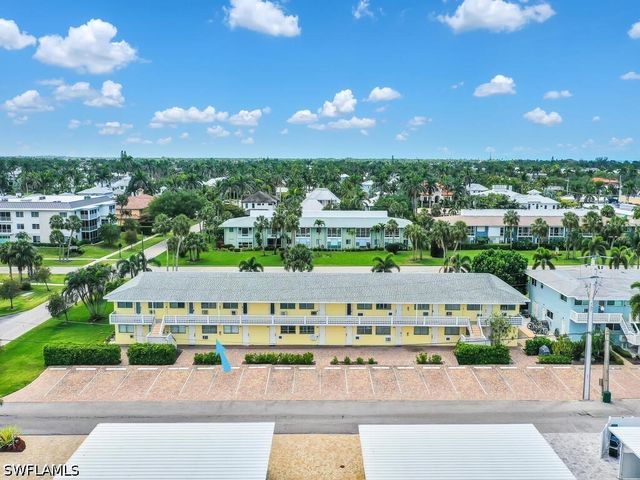 473 12th AVE S B8, Naples, FL 34102