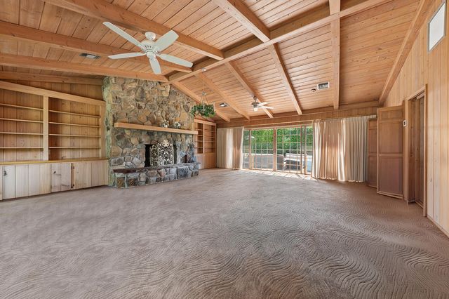 2001 NW 1st Avenue, Delray Beach, FL 33444