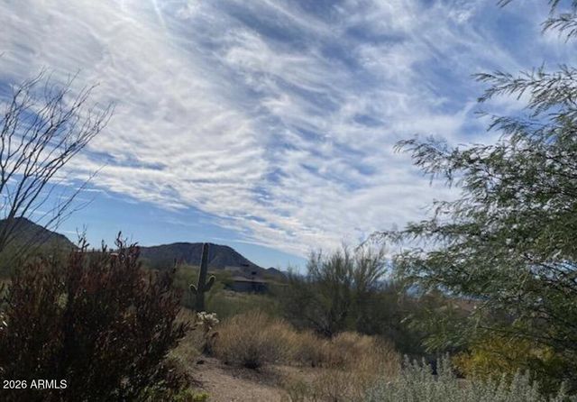 25555 N Windy Walk Drive Unit 17, Scottsdale, AZ 85255