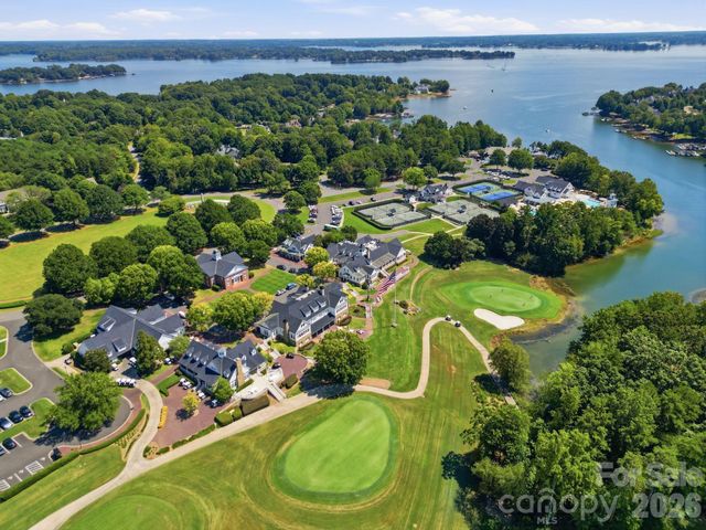141 Stonewall Beach Lane, Mooresville, NC 28117