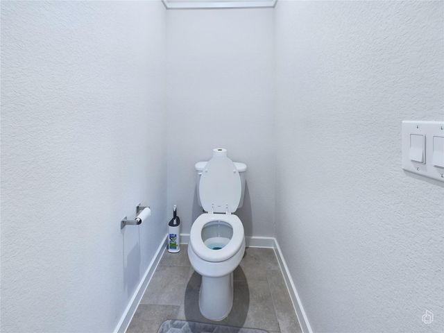 12001 Vista Parke DR 904, Austin, TX 78726
