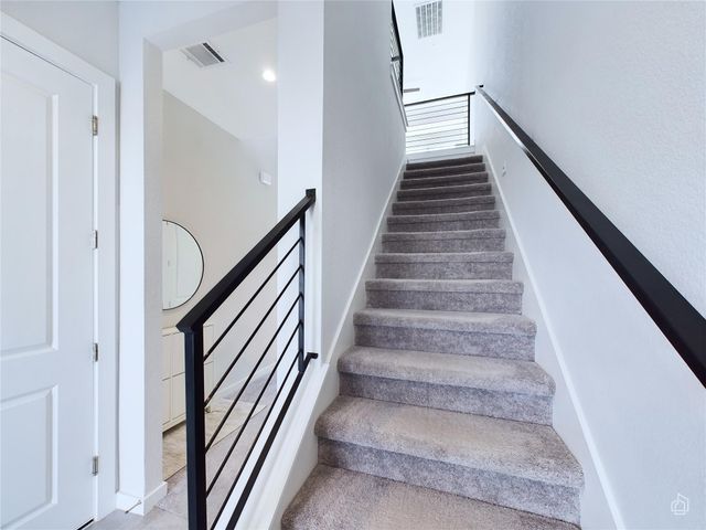 12001 Vista Parke DR 904, Austin, TX 78726